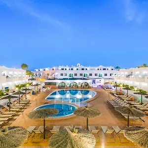 Adelfas 3*, Puerto del Carmen (Lanzarote) Spain